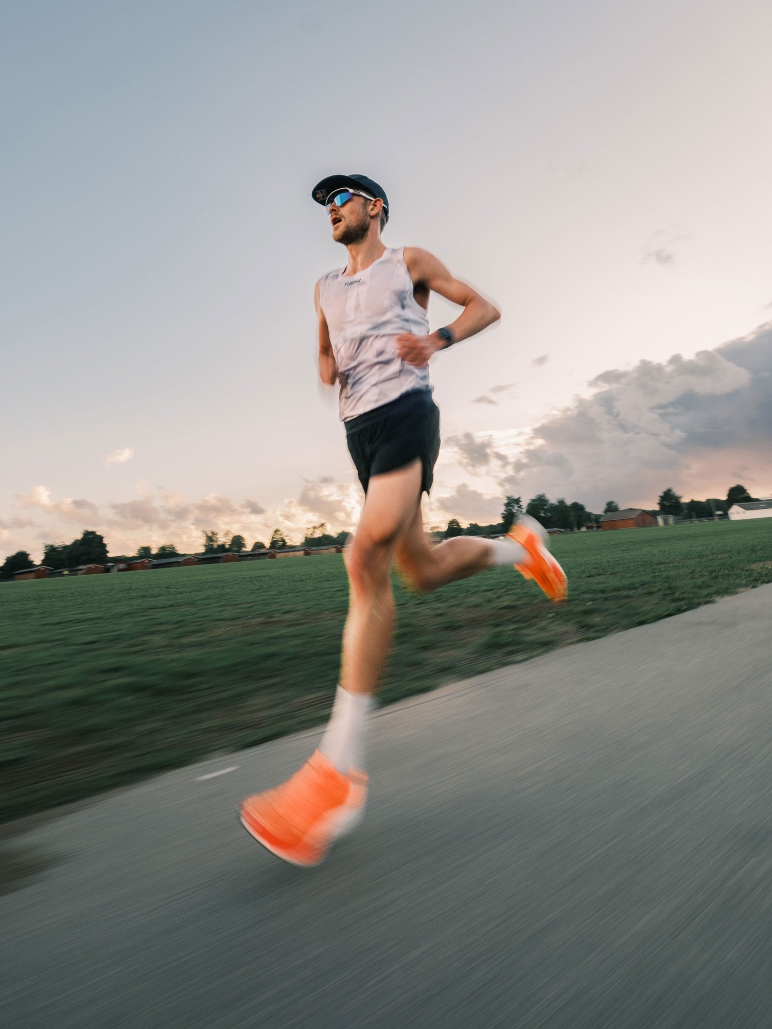 Mens TEMPO! Run Shorts